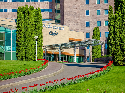 Санаторий «Заря», Кисловодск. Территория